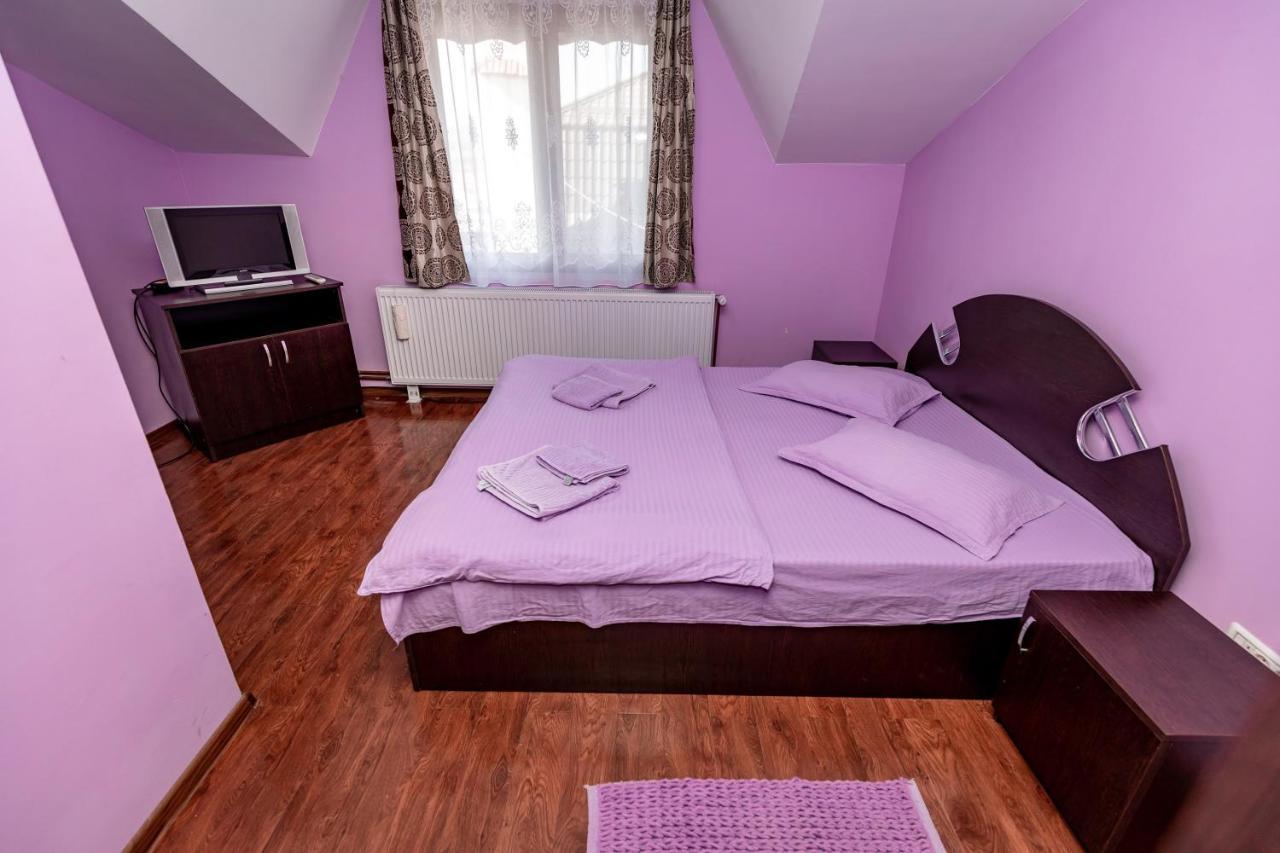 Complex Stefanesti Hotel Bozovici ภายนอก รูปภาพ